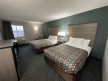 Double Room, 2 Queen Beds, Non Smoking, Refrigerator & Microwave
