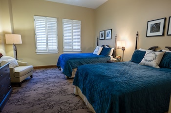 Main Stone Lodge North Side Room with Two Queen Beds