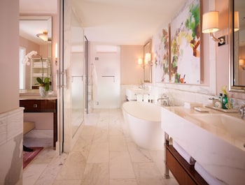Premier Suite