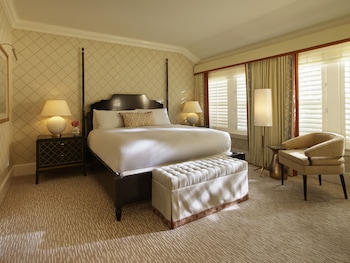 Beverly Hills Bungalow Suite
