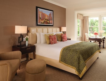 Deluxe Patio Room