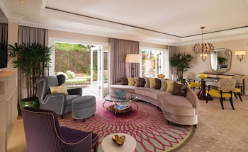 Grand Deluxe Suite