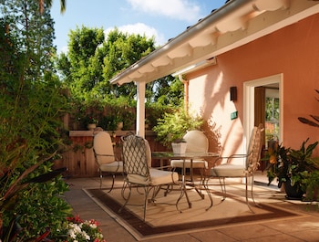 Rodeo Bungalow Suite