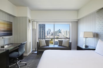 Signature Suite, 1 King Bed