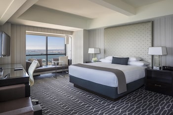 Club Room, 1 King Bed