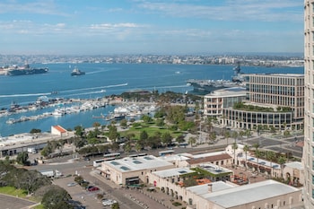 Room, 1 King Bed, Bay View
