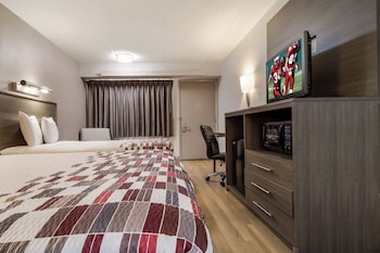 Standard Room, 2 Double Beds (Smoke Free)