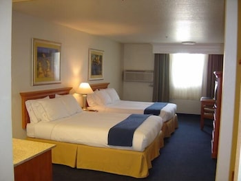 Standard Room, 2 Queen Beds