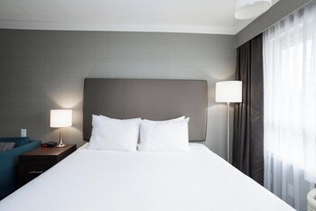 Standard Room, 1 King Bed (Selkirk Building)