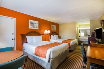 Room, 2 Queen Beds, Mobility Accessible, Non Smoking