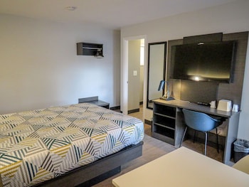 Standard Room, 1 Queen Bed, Non Smoking