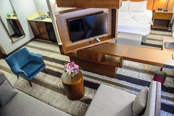 Premium Room, 1 King Bed