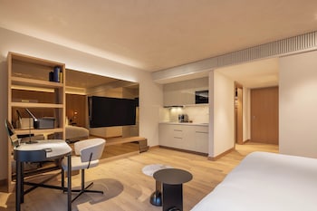 Studio Residence, 1 King