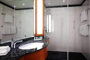 Deluxe Room, 1 Queen Bed