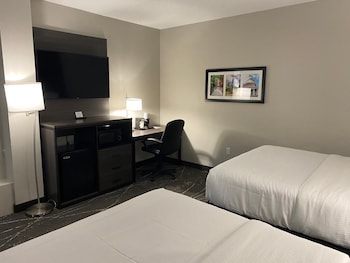 Standard Room, 2 Queen Beds, Non Smoking