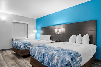 Room, 2 Double Beds, Accessible, Non Smoking (Mobility/Hearing, Roll-in Shower)