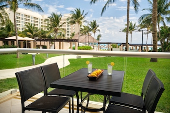 Villa, 1 Bedroom, Ocean View (Balcony)