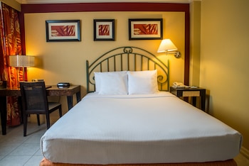 Standard Room, 1 Queen Bed