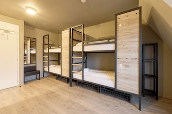 Bed in dormitory with 4 beds