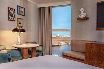 Deluxe Room, 2 Double Beds