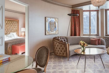 Deluxe Suite, Lake View (70 m²)