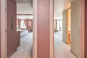 Junior Family Suite, Lake View (80 m²)