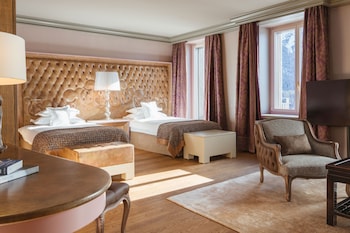 Junior Suite, Multiple Beds, Lake View (55 m²)