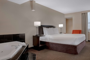 Suite, 1 King Bed, Non Smoking, Jetted Tub