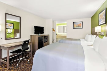 Standard Double Room, 2 Double Beds, Non Smoking