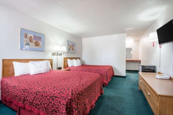 Standard Room, 2 Queen Beds