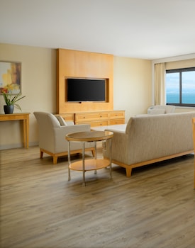 Parlor Suite - No Resort Fee