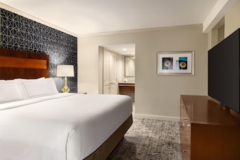 Suite, 1 King Bed