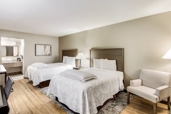 Premium Room, 2 Double Beds (Upgraded Bedding & Snack, Smoke Free)