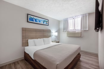 Suite, Multiple Beds, Non Smoking