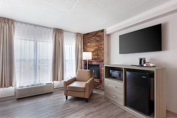 Suite, Multiple Beds, Non Smoking