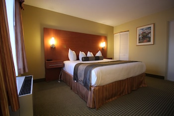 Suite, 1 King Bed, Non Smoking