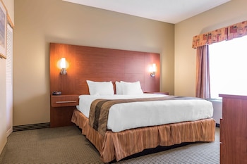 Suite, 1 King Bed, Non Smoking