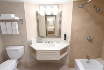 Room, 2 Double Beds (Deluxe View)