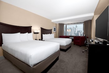 Room, 2 Double Beds, Bathtub