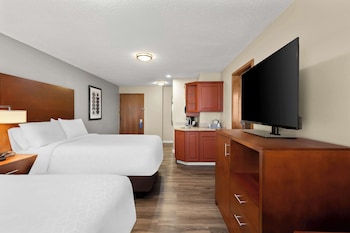 Suite, Multiple Beds, Non Smoking, Refrigerator & Microwave