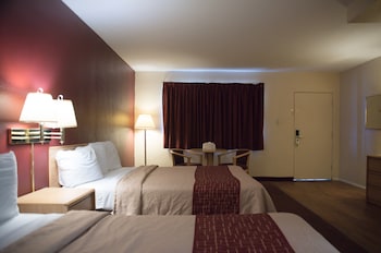 Deluxe Room, 2 Queen Beds, Non Smoking