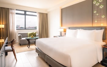 Deluxe Room, 1 King Bed