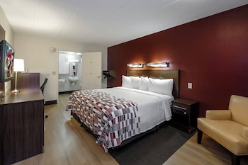 Superior Room, 1 King Bed, Accessible (Smoke Free)