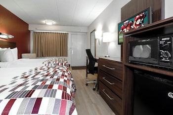 Deluxe Room, 2 Double Beds (Smoke Free)