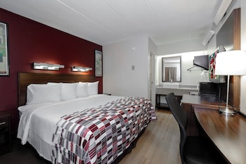 Deluxe Room, 1 King Bed (Smoke Free)