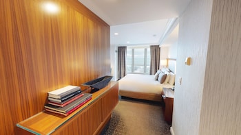 Suite, Multiple Beds