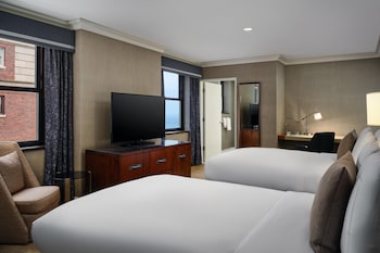 Suite, Multiple Beds