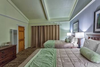 Room, 2 Queen Beds, Non Smoking