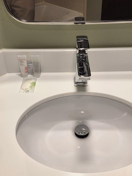 Room, 1 King Bed, Non Smoking (Upgrade)