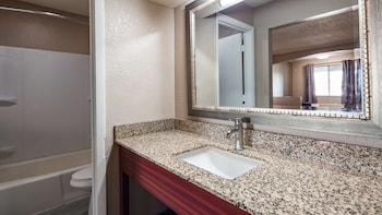 Standard Room, 2 Queen Beds, Non Smoking, Refrigerator & Microwave